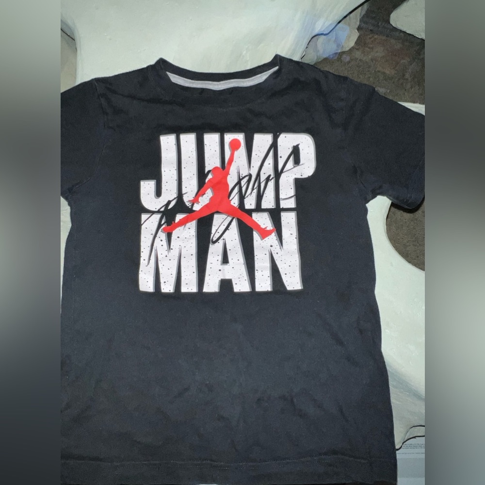 Jordan shirt & 2kids belts